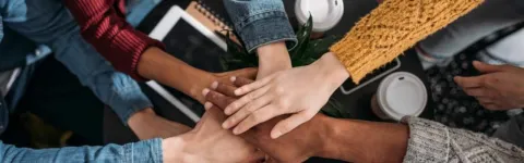 Understand the relationship between leadership and employee motivation